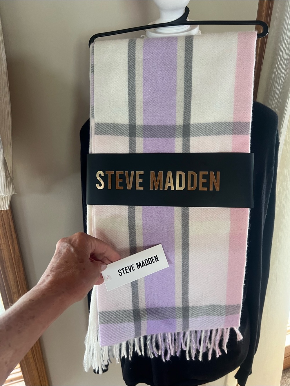 Steve Madden Soft Polyester Pastel Fringed Scarf, new with tag